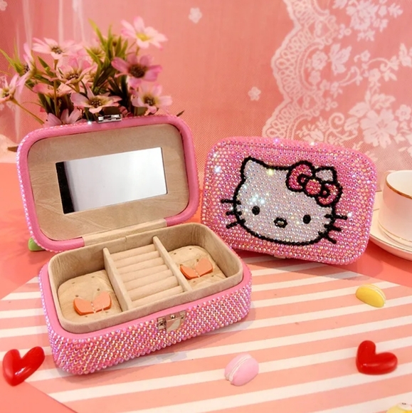 Hello Kitty Rhinestone Jewelry Box - Picture 2 of 15